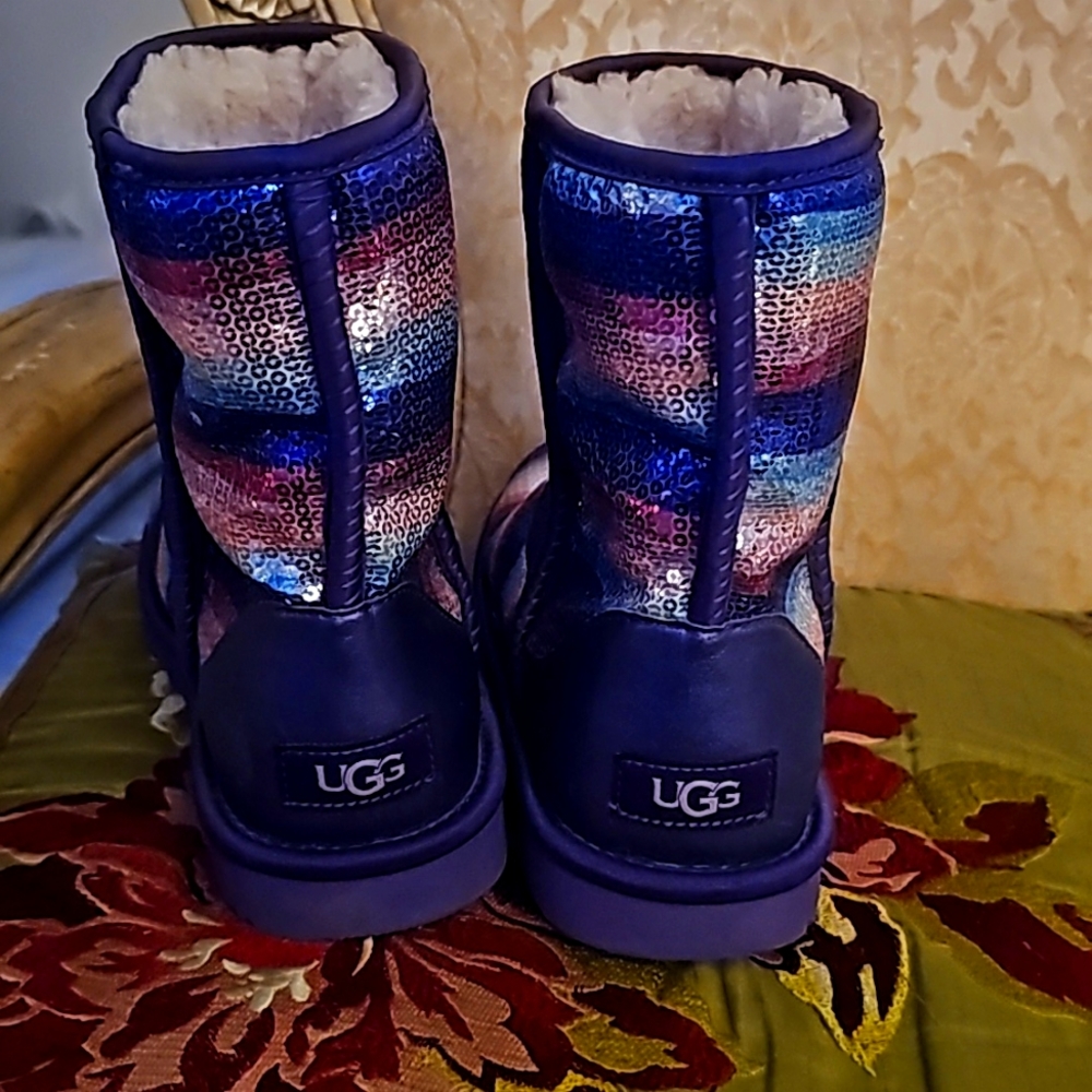 UGG Classic Sequins Rainbow